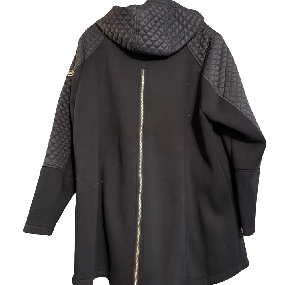 Michael Kors Women's Black Utility Jacket with Quilted Sleeves / 1X